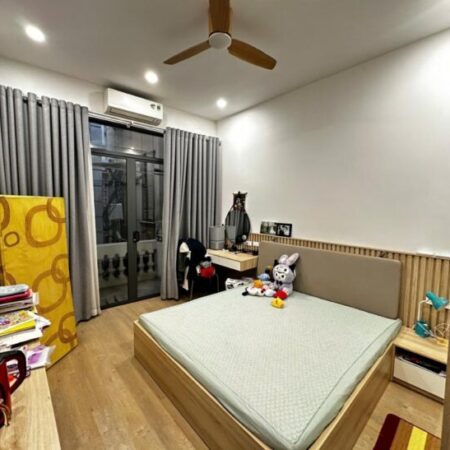 Bán nhà Thuỵ Khuê, Tây Hồ, ngõ thông 2 thoáng, 42m2, 4 tầng, chỉ 10.5 tỷ