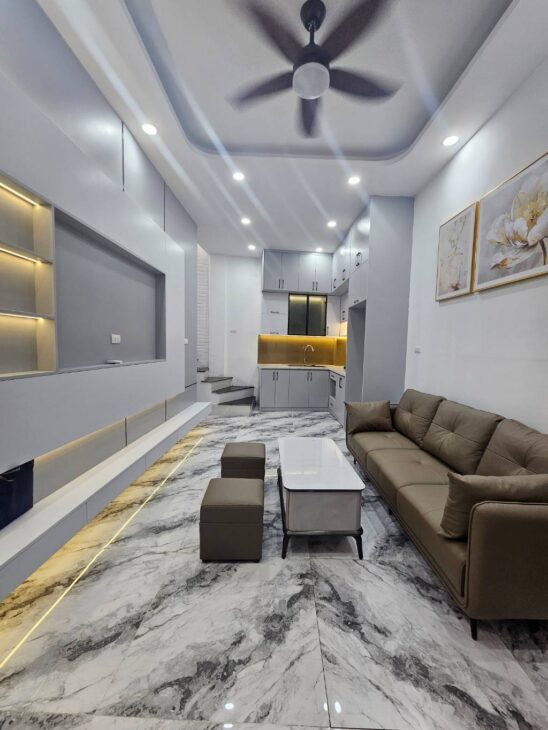 DUY NHẤT 1 CĂN NHÀ MỚI PHỐ VÂN HỒ 3 HAI BÀ TRƯNG NGÕ 3 GÁC, CÁCH Ô TÔ 50M GẦN NHIỀU TIỆN ÍCH