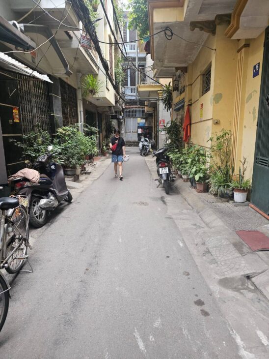 DUY NHẤT 1 CĂN NHÀ MỚI PHỐ VÂN HỒ 3 HAI BÀ TRƯNG NGÕ 3 GÁC, CÁCH Ô TÔ 50M GẦN NHIỀU TIỆN ÍCH