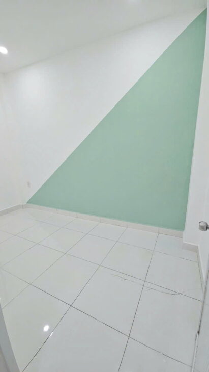 Nhà 2 tầng mới, nở hậu sát hẻm ôtô Hưng Phú P10.Q8. Giá 2,78 tỷ bớt lộc