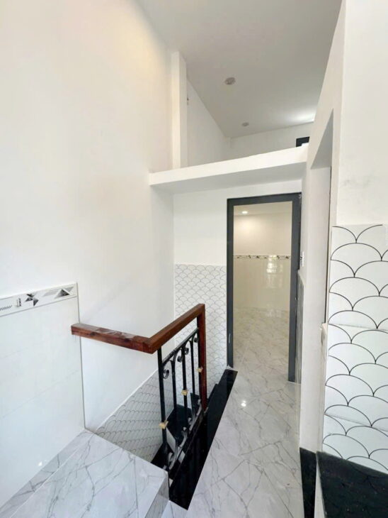 Nhà 2 tầng hẻm xe hơi Phạm Thế Hiển P5 Q8 giá siêu tốt 2.38 tỷ