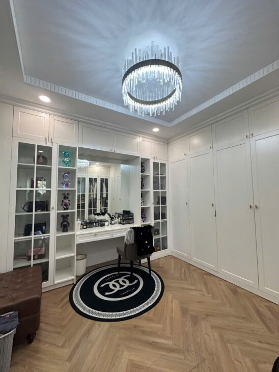 Siêu phẩm!!! Nhà Căn góc 5 tầng Ôtô đậu trong nhà Hưng Phú P10Q8. Giá 11 tỷ TL