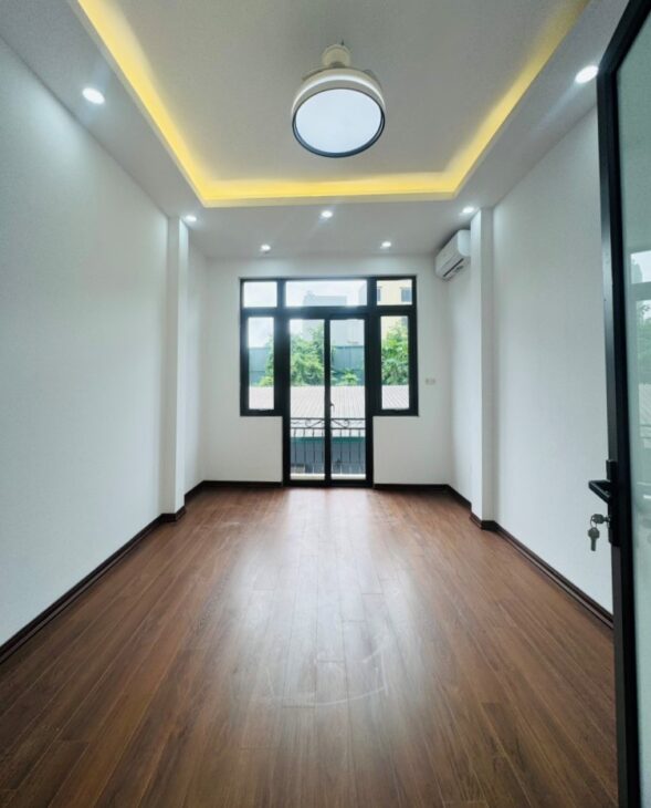 BÁN THỊNH LIỆT, HOÀNG MAI, TRUNG TÂM HOÀNG MAI, Ô TÔ ĐỖ CỬA, 5 TẦNG X 36M2- 8.95TỶ(CTL)