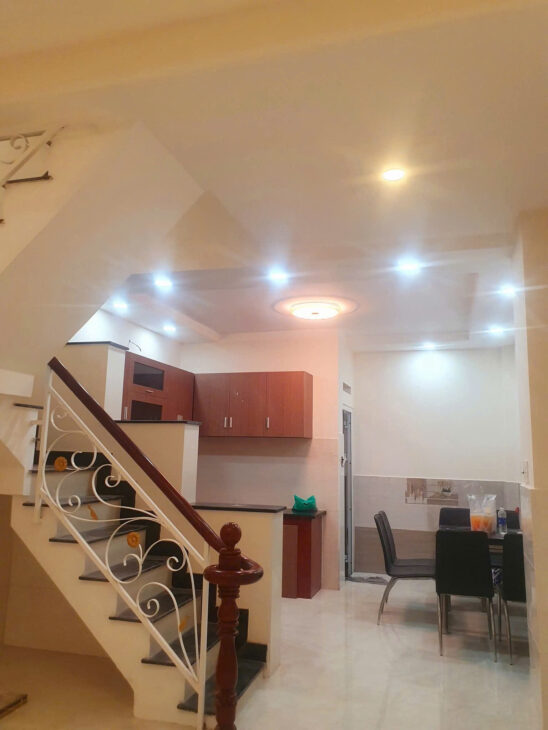 Nhà mới 5 tầng nở hậu hẻm 4m Âu Dương Lân P3Q8. Giá 6,9 tỷ TL