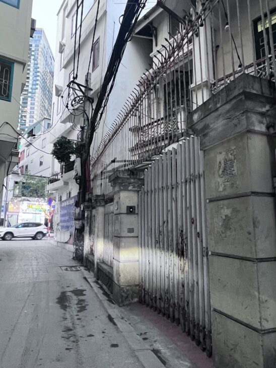 BÁN NHÀ NGỌC LÂM 20 tỷ 80m NGÕ Ô TÔ TRÁNH,HAI MẶT NGÕ,LONG BIÊN