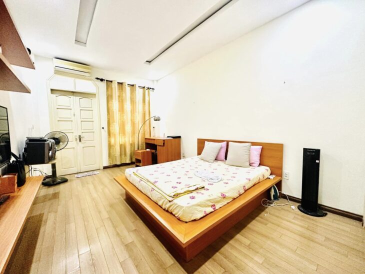 Bán Nhà mặt phố Vương Thừa Vũ, Thanh Xuân, 55m2 x 2 T Chỉ 20,5 tỷ siêu hot LH 082.996.8289