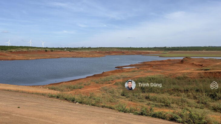 GĐ định cư nước ngoài muốn bán lô view hồ Ia Ring, Chư Sê, Gia Lai. Diện tích 7097m2, MT 43m