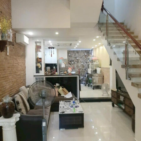 Nhà phố view sông đường số, phường Tân Phong, Q7. 4mx15m, 1trệt 2 lầu. DT sàn 150m2. Giá 12,9tỷ