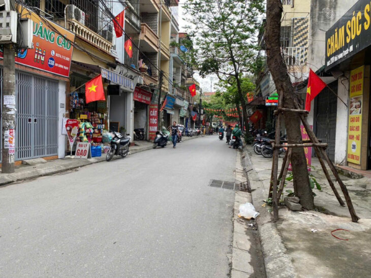 Nhà phố Bùi Xương Trạch, đường rộng, kinh doanh tốt, DT 83m2, Giá sốc nhỉnh 18 tỷ