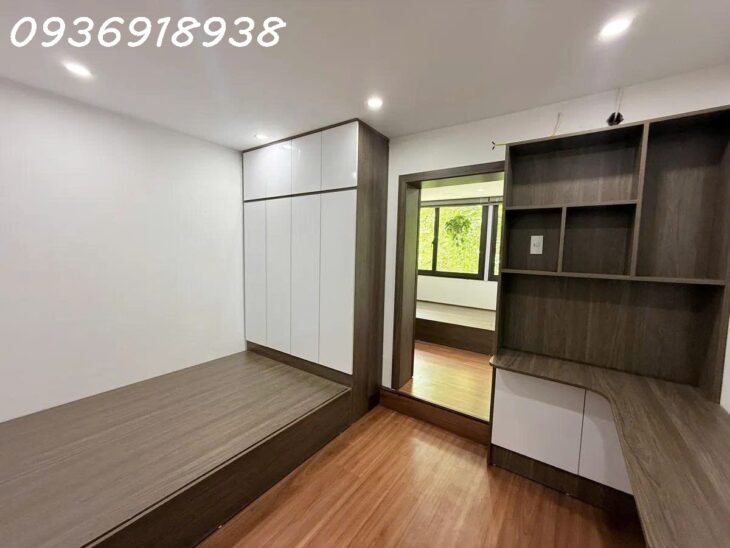 Siêu phẩm ngay cạnh Đại Học Bách Khoa Hà Nội-3 ngủ-3.6 tỷ-ô tô đỗ cửa