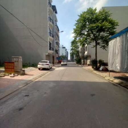 🔥🔥🔥 ĐẤT TĐC – NGỌC THỤY 90M- GIÁ NHỈNH 23Đ – 2 THOÁNG- ĐƯỜNG XE CONTAINER TRÁNH.