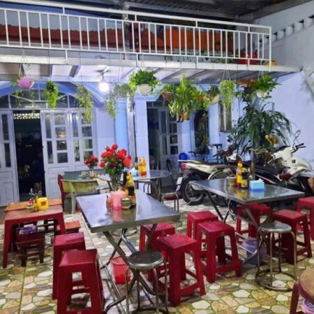 NHÀ MẶT TIỀN ĐƯỜNG NHỰA XE CÔNG TRÁNH – KINH DOANH ĐA NGÀNH NGHỀ – BÁN ĐẤT TẶNG NHÀ -135M2- GIá