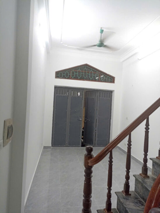 NHÀ MỚI NGUYÊN CĂN 30m2 – 4 TẦNG CHO THUÊ NGAY QUẬN ĐỐNG ĐA