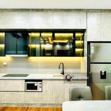 Bán nhà Đại Từ 50m2 x 5T, 10m ra phố, nhà đẹp, ở luôn, cực thoáng, giá 7.9 tỷ, SĐCC