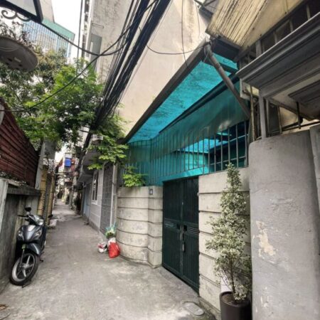 🔥 Chính chủ bán nhà riêng ngõ 30 phường Ngọc Thụy, quận Long Biên. Cách khu phố cổ 3km, di chuyển