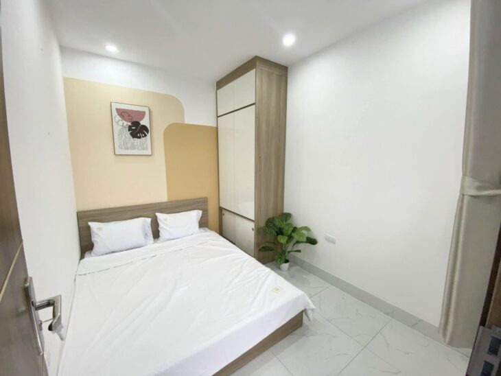 BÁN TÒA CHDV PHỐ VÕ CHÍ CÔNG – LÔ GÓC 111M² – MT 11M – DÒNG TIỀN 1.8 TỶ/NĂM – CHỈ 24.9 TỶ