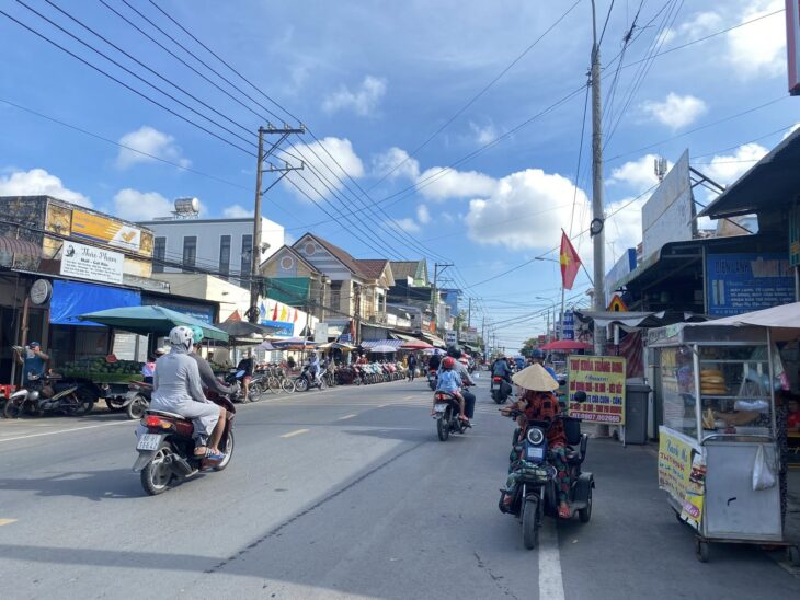 Bán gấp đất thổ cư 82m² cách mặt tiền Đại lộ Đông Tây 50m giá chỉ 950 triệu