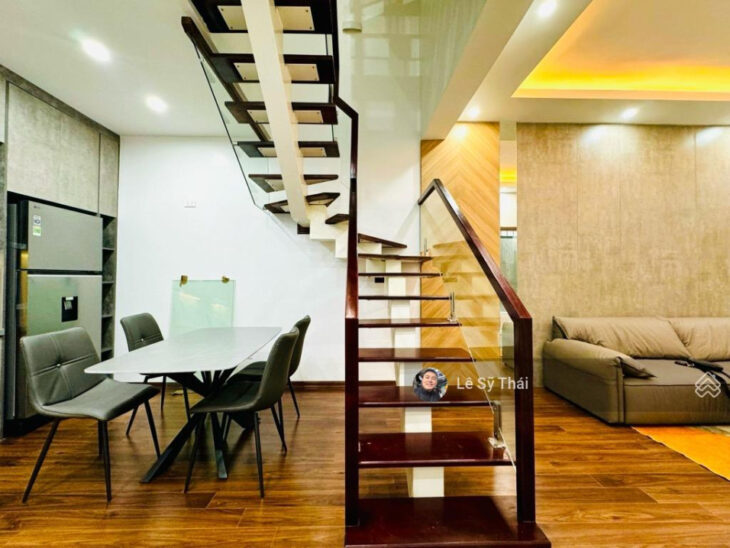 Bán nhà Đại Từ, 45m2 x 5T, 10m ra phố, nhà đẹp, ở luôn, cực thoáng, giá 7.38 tỷ, SĐCC