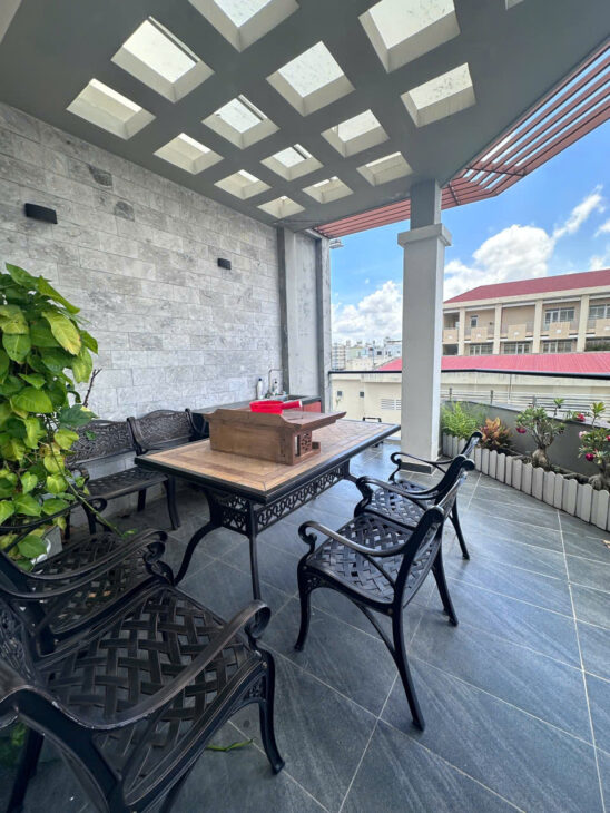 Ôto trong nhà Hưng Phú P10Q8 Full nội thất cao cấp