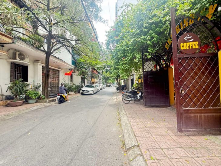 Bán căn hộ Tầng 1 ngõ 208 Giải Phóng, 90m 2N1VS, kinh doanh tốt, Giá 6,95 tỷ