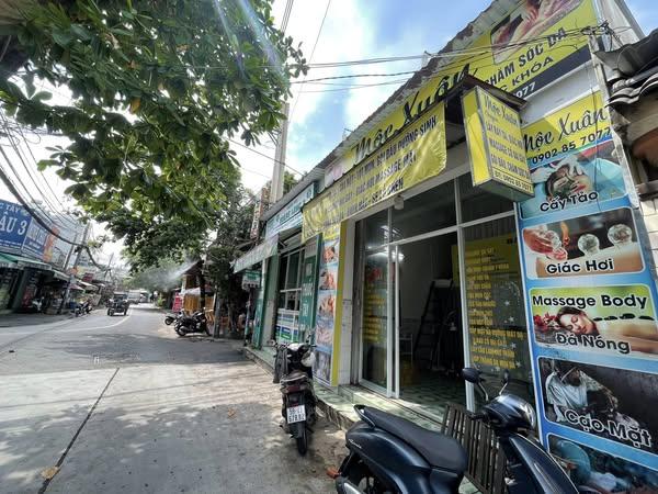 Bình Tân, SANG RẺ TIỆM SPA – BODY – NAIL – GỘI Mặt Tiền Đường Vị Trí Đẹp Lắm , MB thuê chỉ 4,5 tr