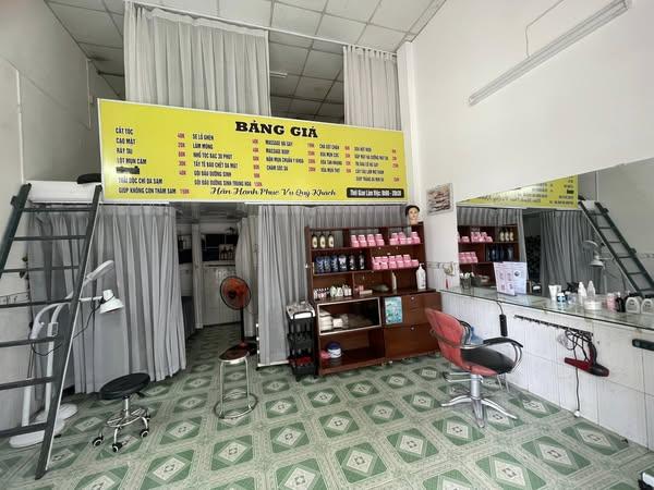 Bình Tân, SANG RẺ TIỆM SPA – BODY – NAIL – GỘI Mặt Tiền Đường Vị Trí Đẹp Lắm , MB thuê chỉ 4,5 tr