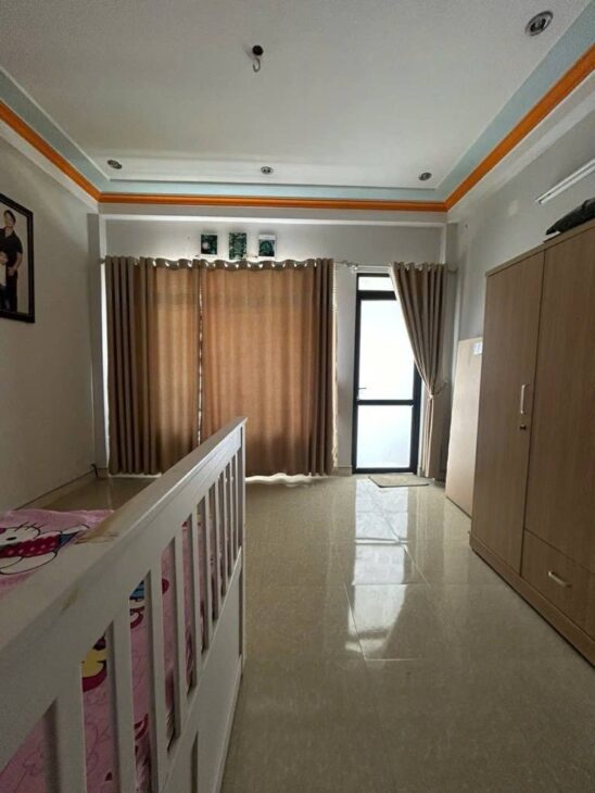 Hiếm bán gấp nhà Yên Phúc Hà Đông 55m 6 tầng nhỉnh 14 tỷ ,xe oto tránh