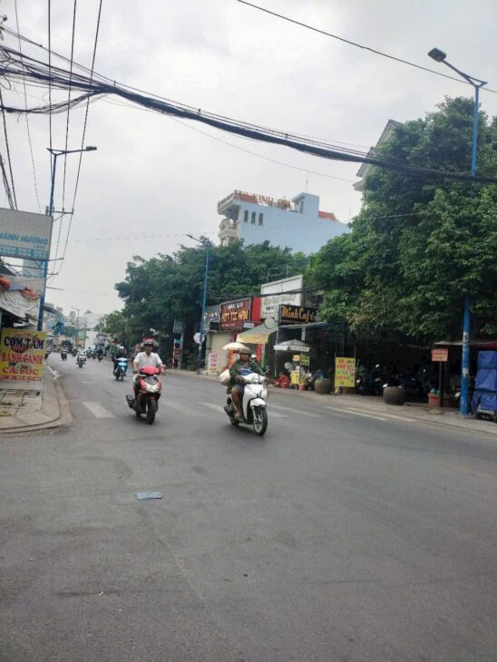 Bán nhà 2 mặt tiền 15x25m gia 29,5 tỷ Đường Trương Thị Hoa(TTH07)