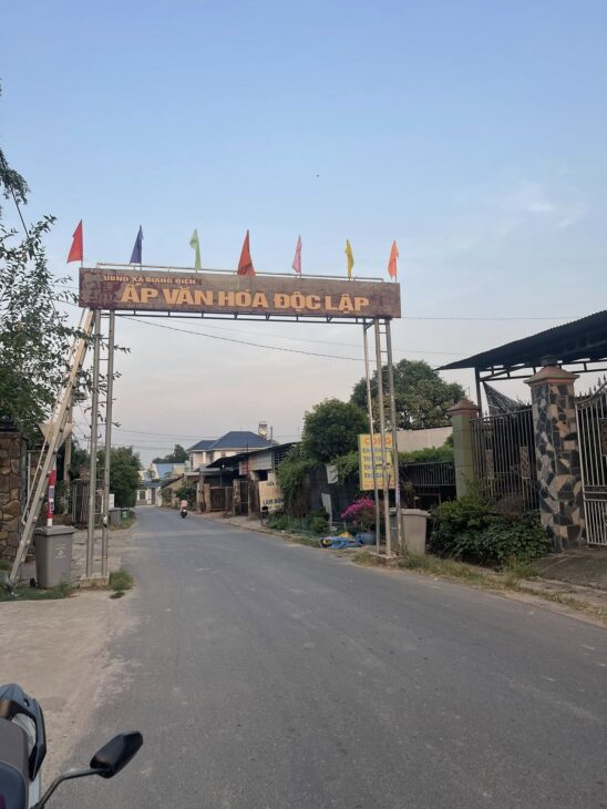 🚨 **Bán gấp đất mặt tiền nhựa đẹp – Trảng Bom – thổ cư toàn bộ, sổ riêng 🏡 – Giá chỉ 1 tỷ 250 còn