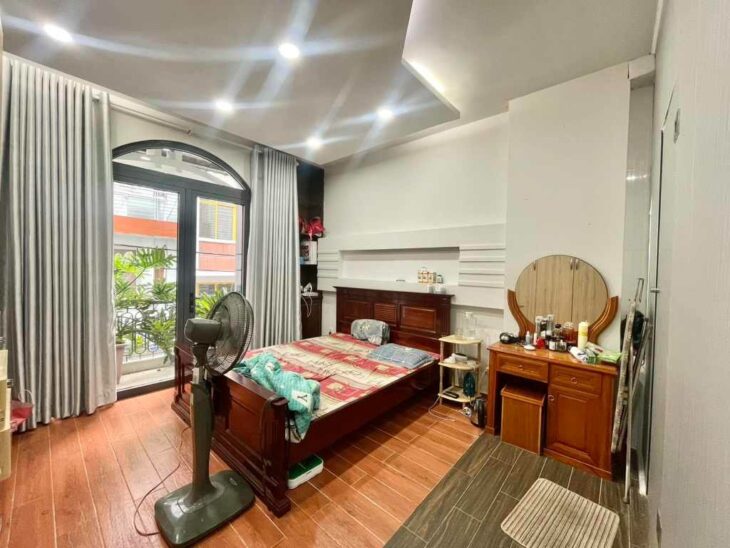 BÁN NHÀ HẺM 71 NGUYỄN TƯ GIẢN, P12 GÒ VẤP – 5 TẦNG – 7 CHDV – HẺM XE HƠI – DÒNG TIỀN 25TR/THÁNG –