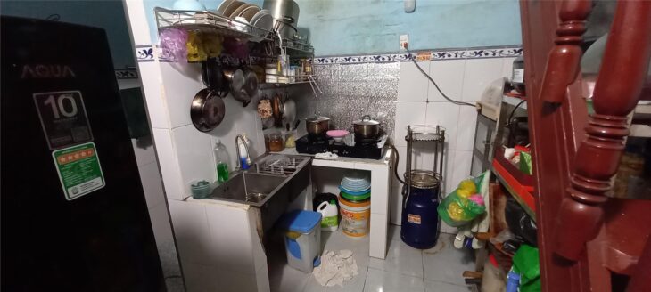 Bán nhà Đoàn Văn Bơ, Quận 4, DT 36.6m2, trệt + đúc giả, hẻm 2m, giá tốt 3.9 tỷ TL