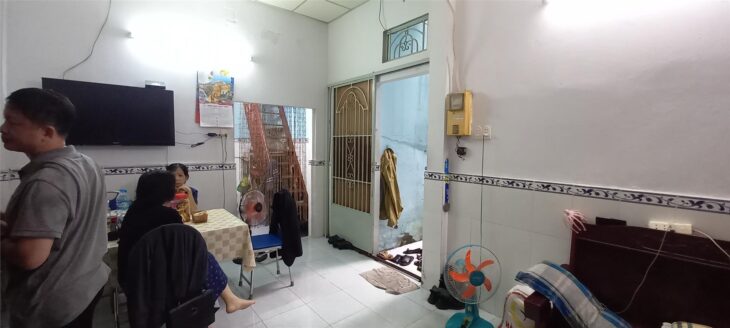 Bán nhà Đoàn Văn Bơ, Quận 4, DT 36.6m2, trệt + đúc giả, hẻm 2m, giá tốt 3.9 tỷ TL