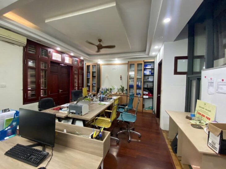 Bán nhà Ôtô tránh TRUNG KÍNH 75m/ 5Tầng/MT 5m 36.5 Tỷ, Gần Phố, KD tốt,Ngõ thông