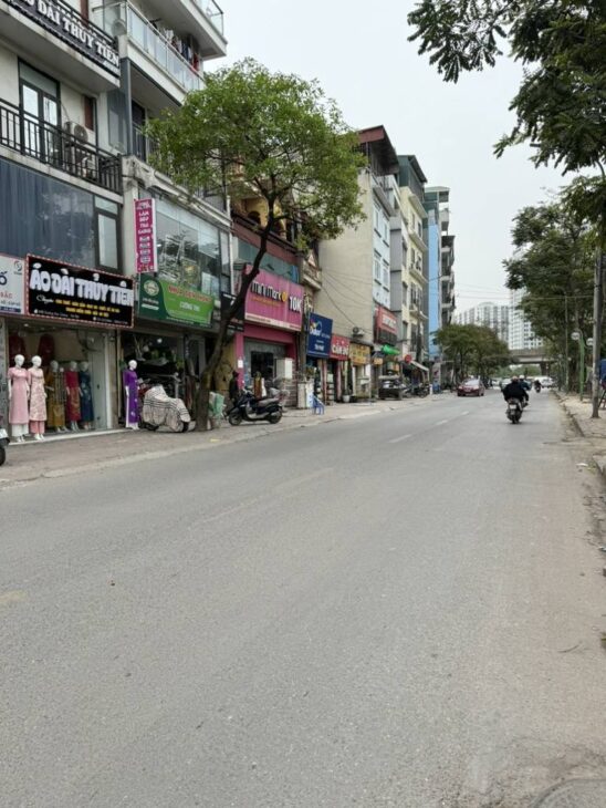 Bán nhà Lê Hồng Phogn , Hà Đông 45m xây 4 tầng , oto tránh Giá nhỉnh 10 tỷ