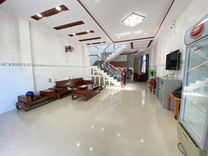 BÁN NHÀ CĂN GÓC 2 TẦNG MẶT TIỀN KHU TÁI ĐỊNH CƯ ĐẤT LÀNH XÃ PHƯỚC ĐỒNG