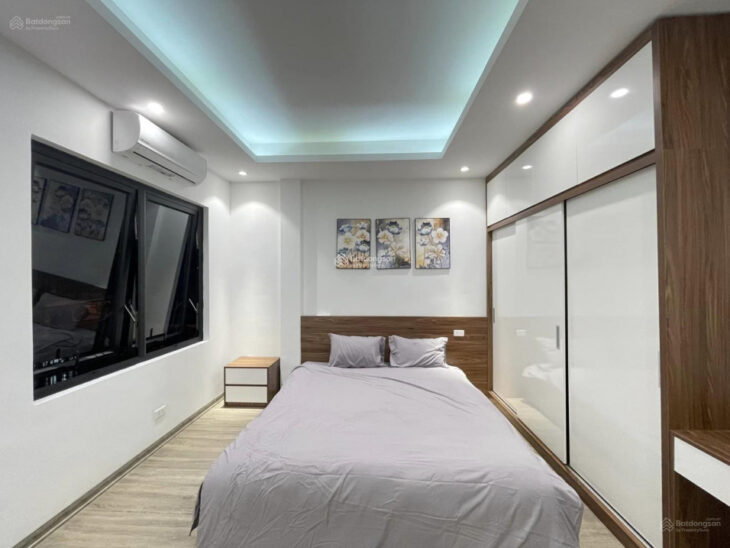 Bán nhà Đại Từ, DT 46m2 x 5 tầng, giá 7.38 tỷ, ngõ to, rộng, 10m ra đường chính, nhà đẹp, ở luôn