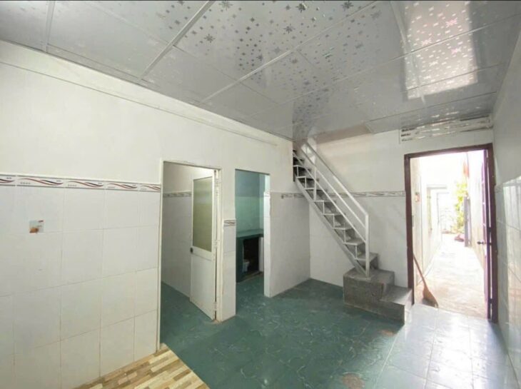 BÁN CĂN NHÀ HẺM Ô TÔ NGAY CHỢ SƠN THUỶ NGÔ ĐẾN NHA TRANG