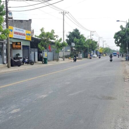 Bán đất mặt tiền 35x90m giá 90 tỷ Đường Dương Công Khi