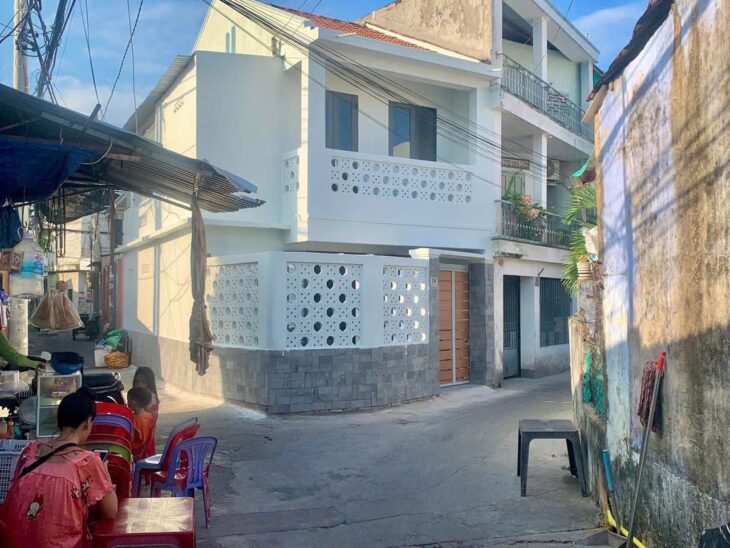 BÁN CĂN GÓC 2 TẦNG HẺM HƯƠNG ĐIỀN PHƯỚC HẢI 2TY5