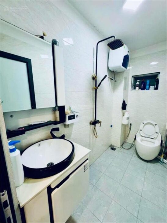BÁN NHÀ THANH LIỆT, THANH TRÌ BÁN NHÀ 56M x 5 TẦNG GIÁ CHỈ 14 TỶ SỔ ĐỎ CHÍNH CHỦ Chính chủ cần bán