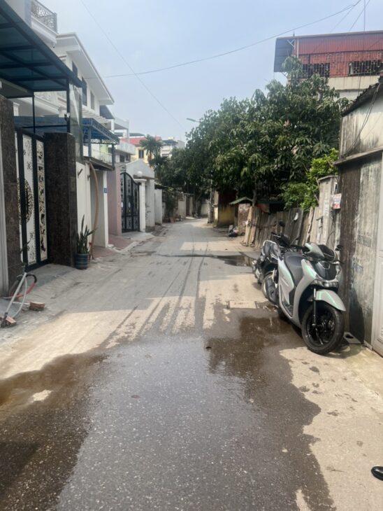 PHỐ BÁT KHỐI 20 tỷ 130m MẶT TIỀN 5m, NGÕ OTO TRÁNH,LONG BIÊN HÀ NỘI
