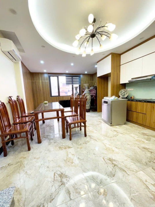 Bán nhà Đại Từ – DT 45m2 x 5 tầng, nhà đẹp, ở luôn, ngõ ôto, gần đường chính, giá 7.3 tỷ, SĐCC