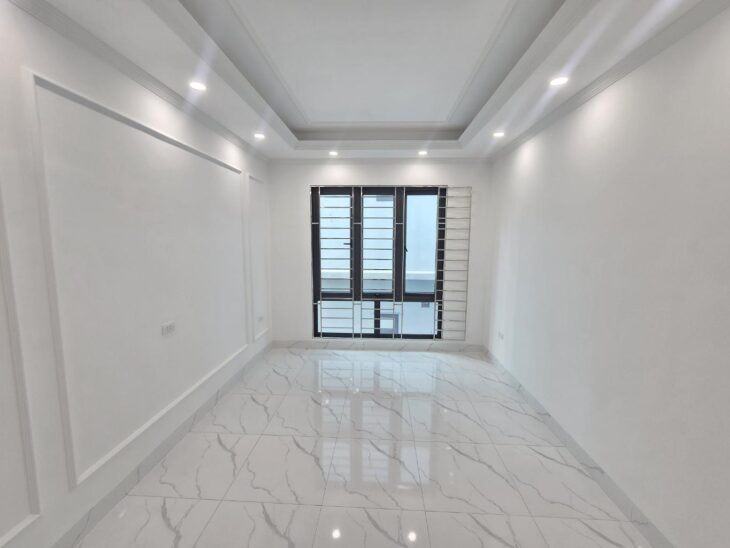 BÁN NHÀ KIM GIANG, THANH TRÌ, Ô TÔ QUA, MỘT NHÀ RA PHỐ KIM GIANG, 33M2, 9.6TỶ(CTL)