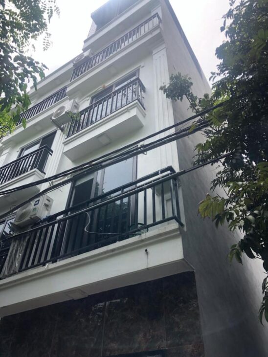 MIÊU NHA TÂY MỖ- LÔ GÓC 3 THOÁNG- Ô TÔ ĐỖ CỬA- 10M RA ĐƯỜNG Ô TÔ TRÁNH – HÀNG XÓM VINHOMES- FULL