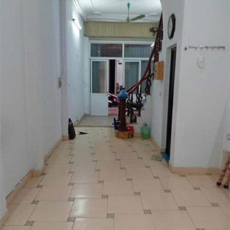 NHÀ MÌNH CẦN BÁN GẤP NHÀ Ở NGÕ 105 BẠCH MAI 15,9 TỈ