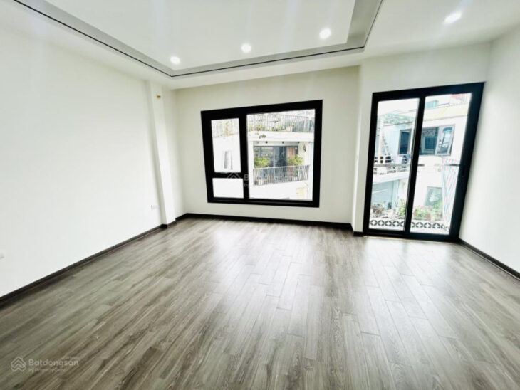 Bán nhà Kim Giang-45m2x5 tầng-ngõ to, gần đường lớn,nhà mới, đẹp,ở luôn, chỉ 7.86 tỷ, SĐCC