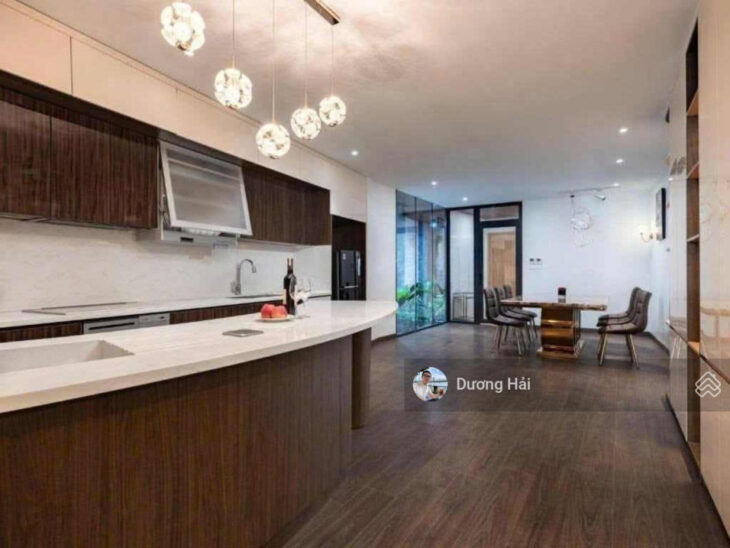 Bán nhà mặt phố Nguyễn Trãi 228m 12 Tầng Lô Góc – Gần Royal City – Vỉa hè KDVP