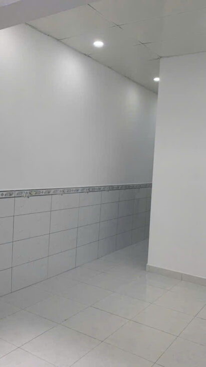 CHỦ GỬI BÁN GẤP 68M2- NGANG 5.8M- HẺM 1 SEC LÃ XUÂN OAI