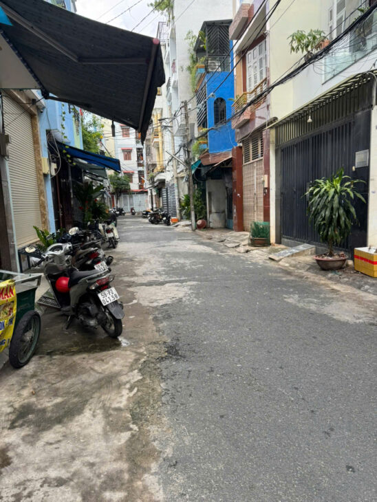 HIẾM CĂN 2 – M.ẶT T.IỀN NGAY NI SƯ HUỲNH LIÊN – P.10, TÂN BÌNH. NHỈNH 12 T.Ỷ