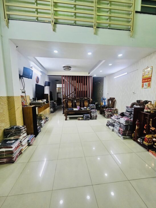 Nhà đẹp Bàu Cát – 80m2 – 4 tầng – ô tô vào nhà, chỉ hơn 12 tỷ